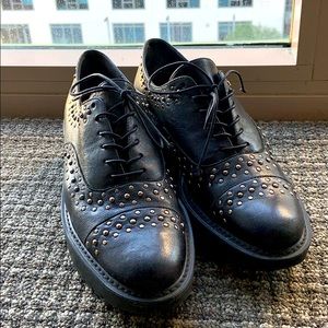 Stuart Weitzman Leather Platform Sneaker